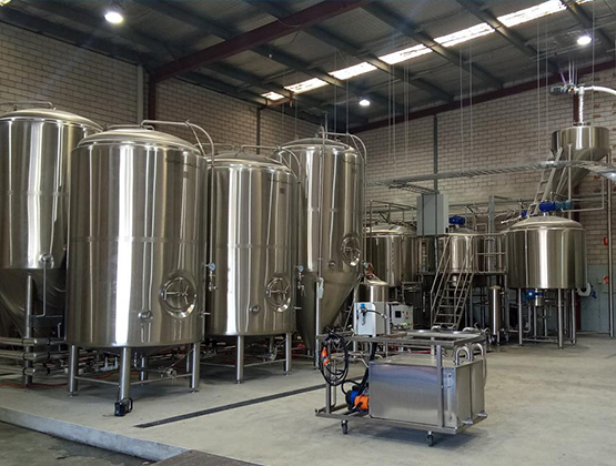 啤酒廠全套釀造系統(tǒng) 啤酒廠全套釀造系統(tǒng)